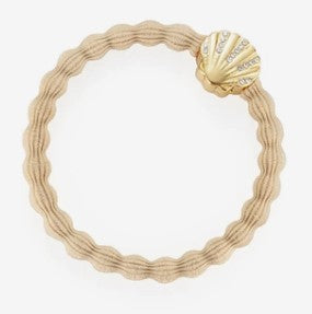 BY ELOISE HAARGUMMI Muschel Seashell Sand