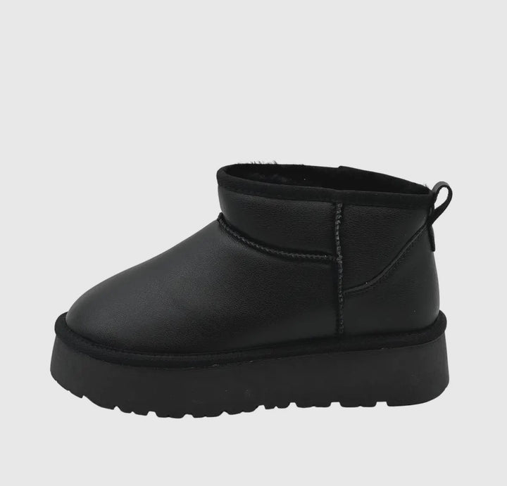 KARINSSCHWESTER Boots Detroit Bold