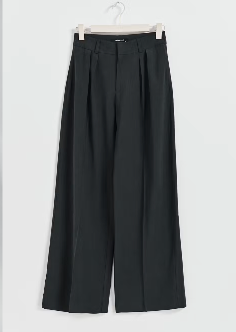 GINA TRICOT weite Hose Offblack