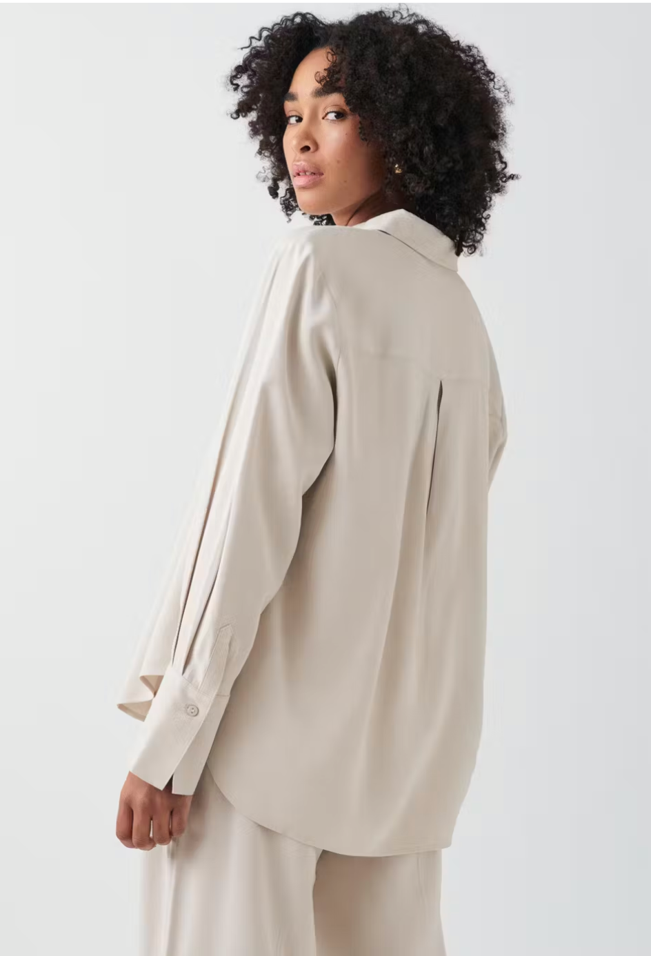 GINA TRICOT lockere Bluse BEIGE