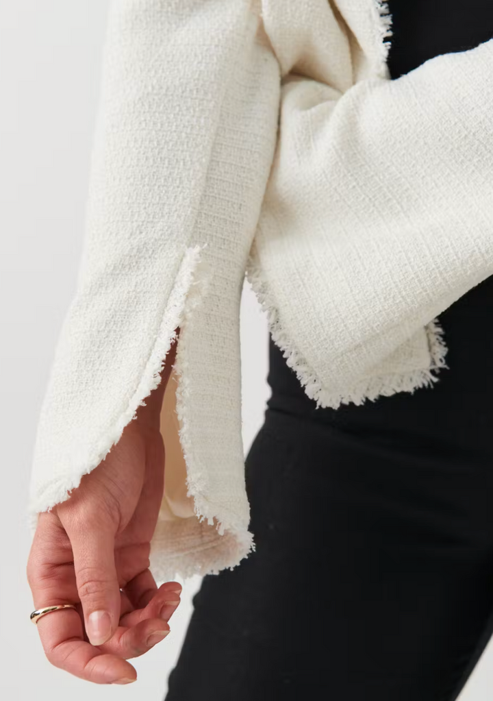 GINA TRICOT Bouclé Jacke Weiß
