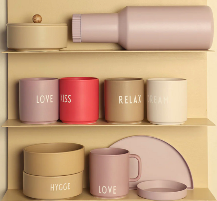 DESIGN LETTERS, Tasse, Love, Lavendel