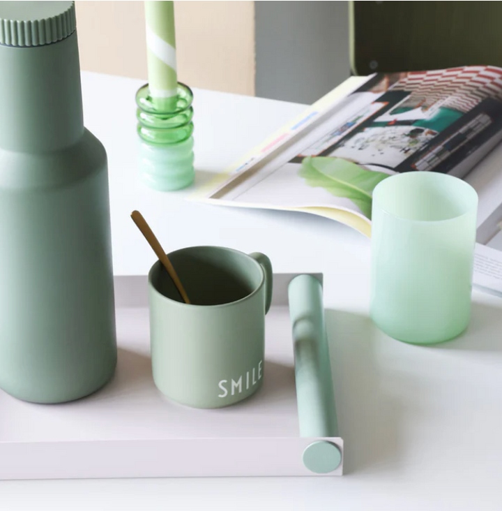 DESIGN LETTERS, Tasse, Smile, Grün