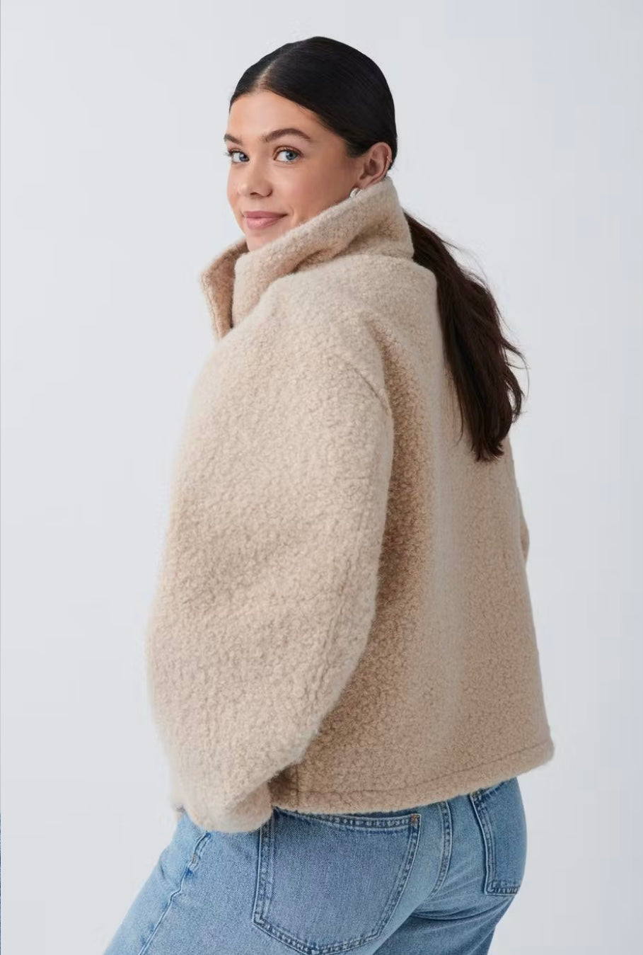 GINA TRICOT Teddyjacke, Beige