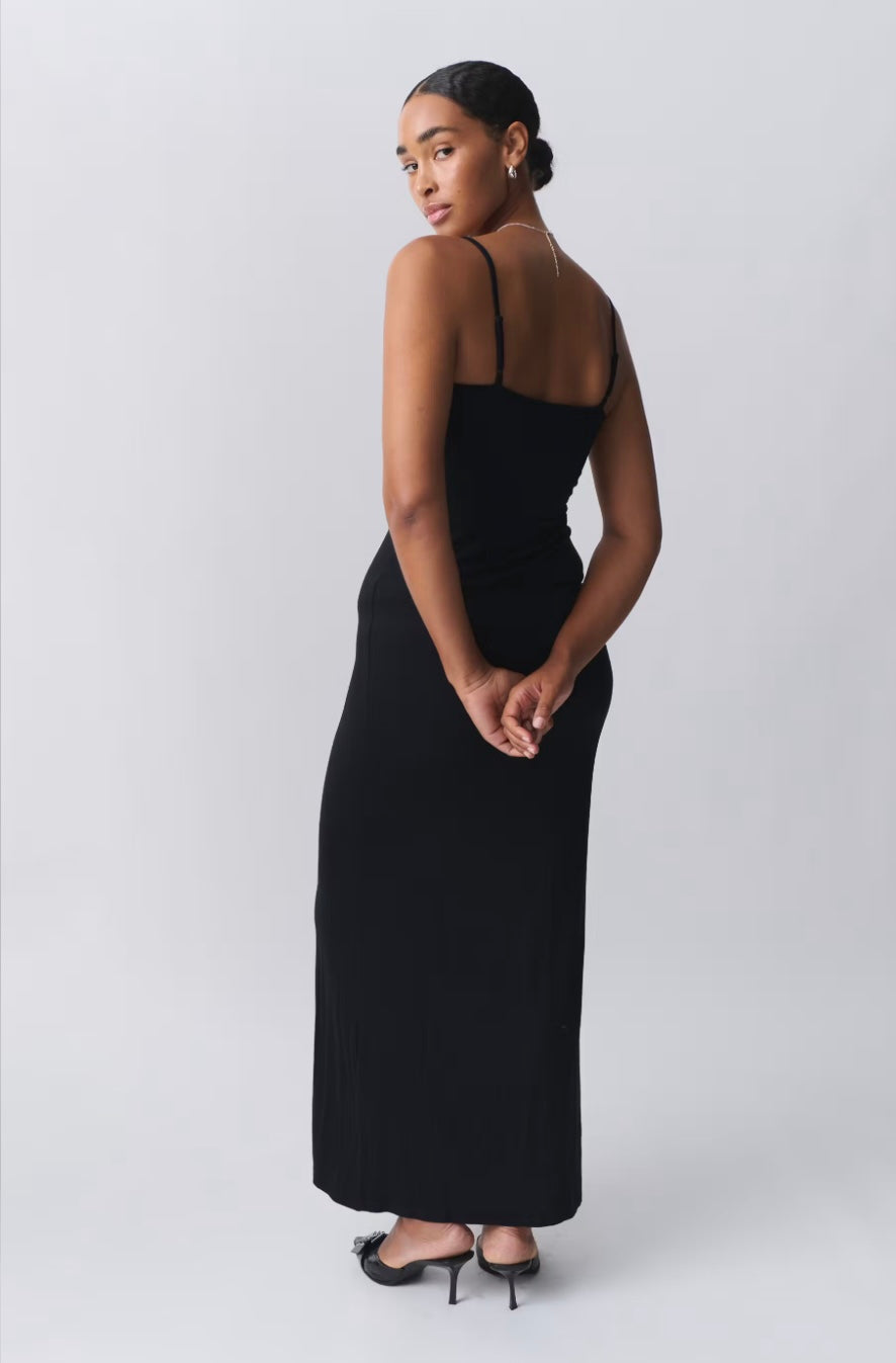 GINA TRICOT enges Kleid, lang, Schwarz