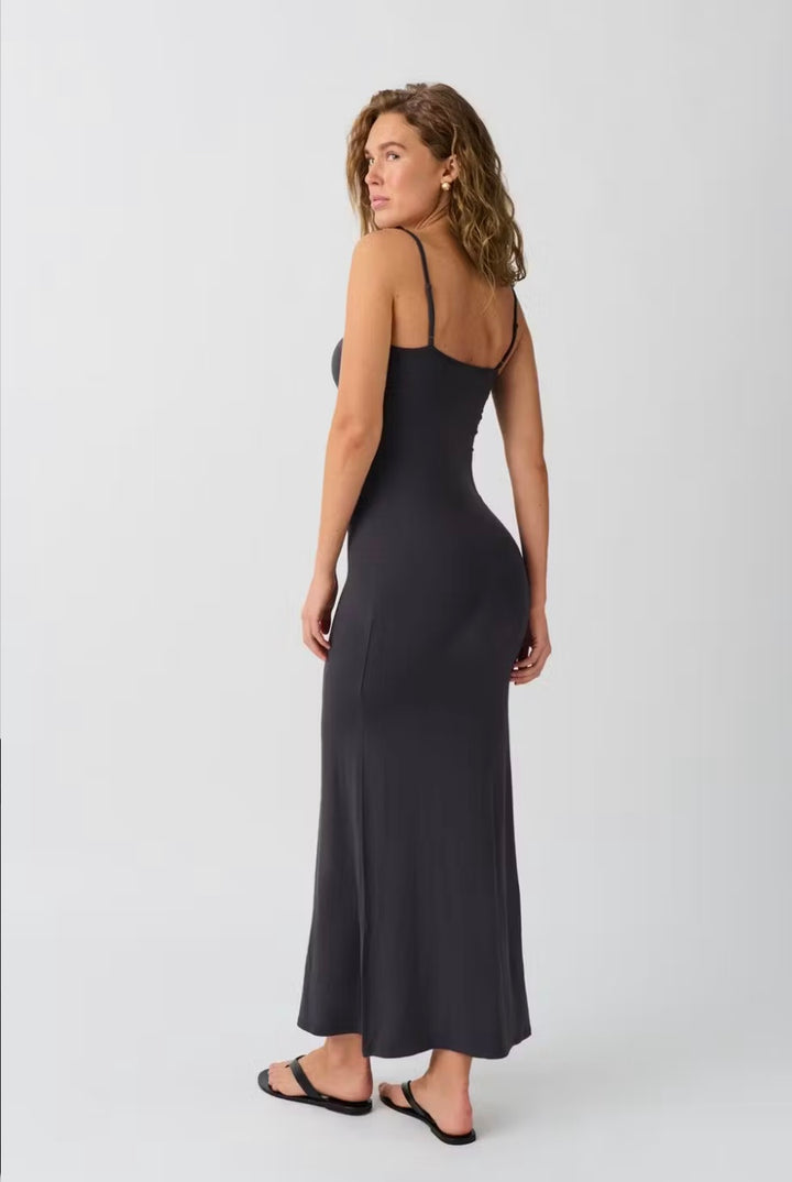 GINA TRICOT enges Kleid, lang, Grau