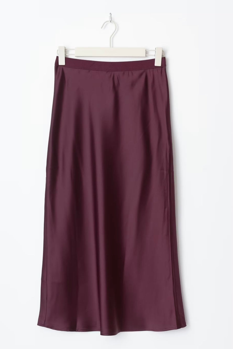 GINA TRICOT Rock, Satinoptik, Burgund