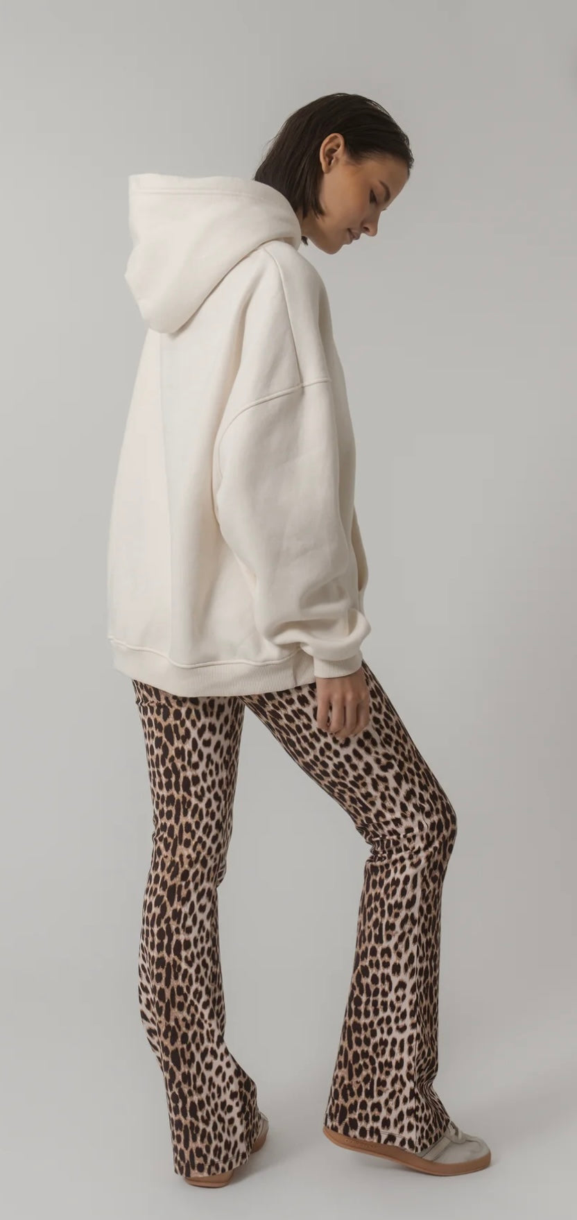 OH APRIL Oversized Hoodie Sand