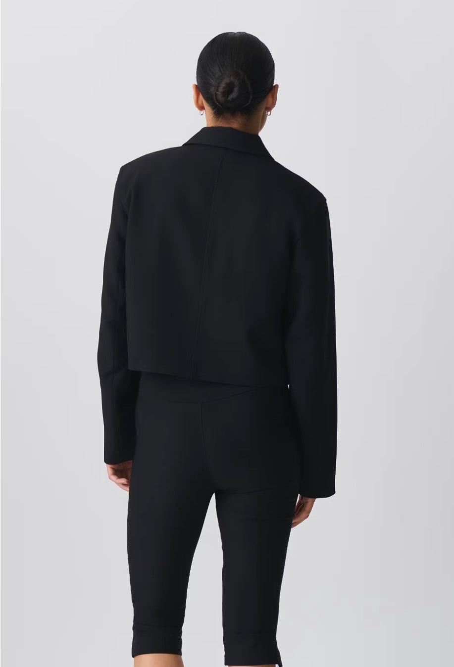 GINA TRICOT Kurze Jacke, Schwarz