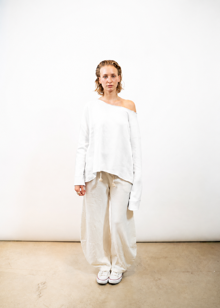 OUTRYGHT Sweatshirt OUIVY, Destroyed Charm, Farbe Chalk