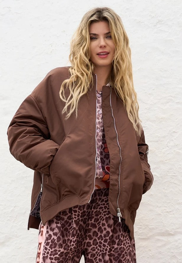 MISS GOODLIFE Bomberjacke mit Stickung
