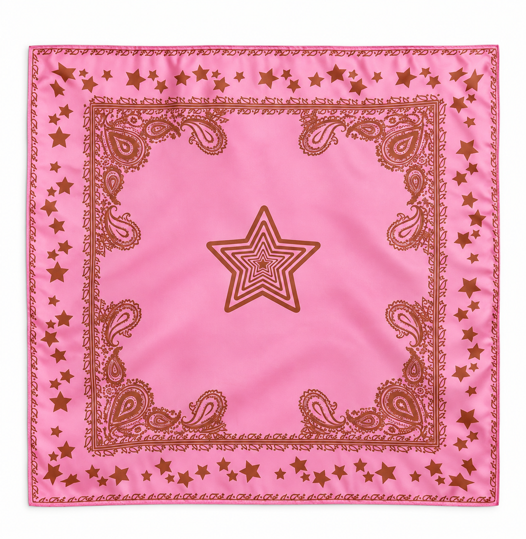 CUTE STUFF Bandana Seide Paisley Rosa – Produktbild auf Weiß