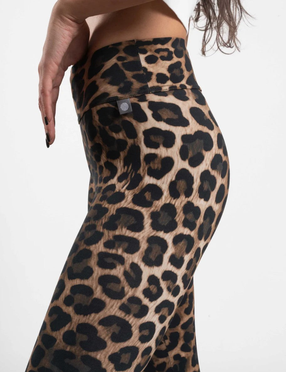 OUTRYGHT Legging Leo