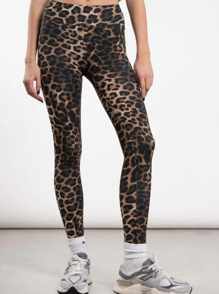 OUTRYGHT Legging Leo
