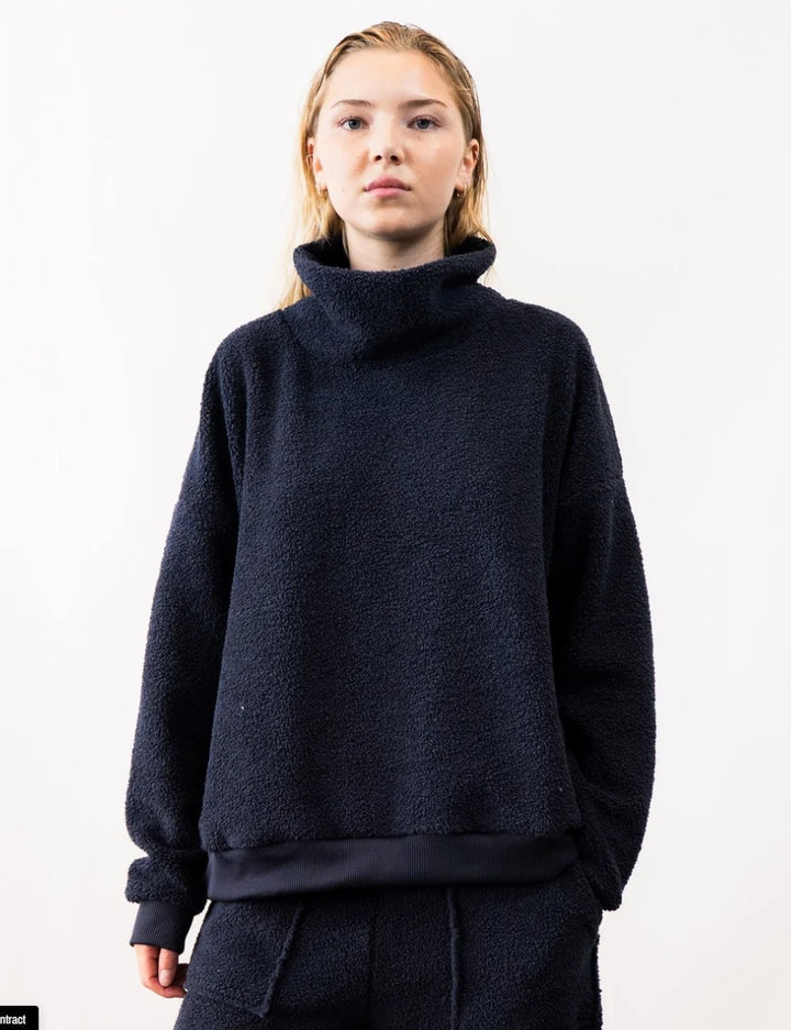OUTRYGHT Sweatshirt OUJILO mit kleinem Kragen, Farbe Charcoal