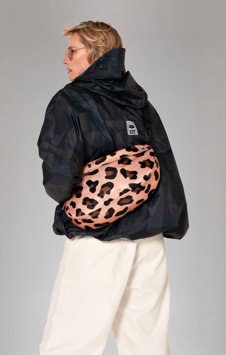 RAIN KISS CrossBody Tasche Heller Leo