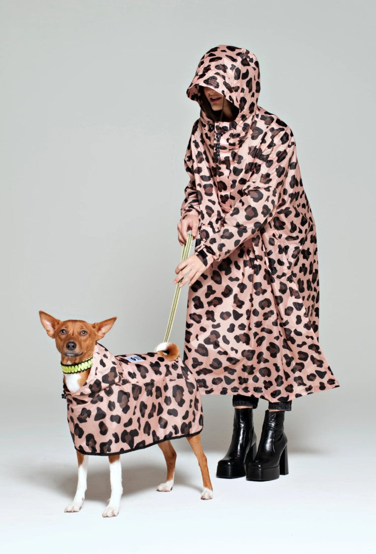 RAIN KISS Poncho Heller Leo
