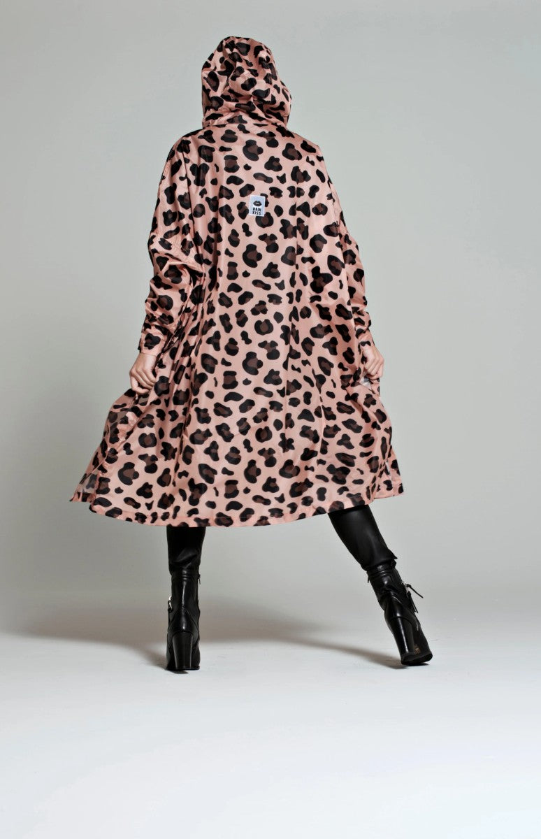 RAIN KISS Poncho Heller Leo