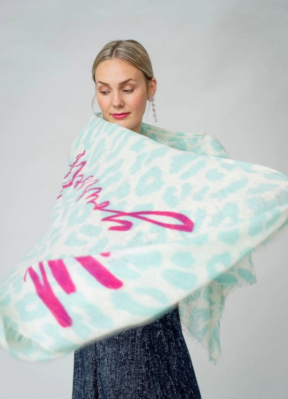 CUTE STUFF Cashmere Schal Leo Priority in Mint Sorbet