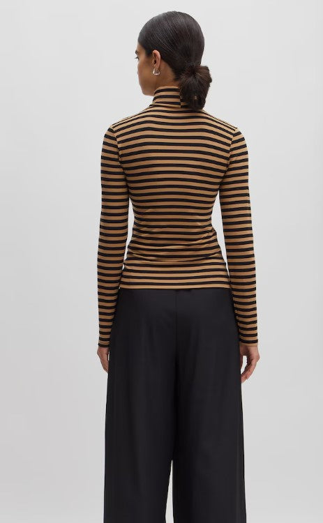 EDITED Rollkragen-Top Raya, Farbe Schwarz/Cognac Braun