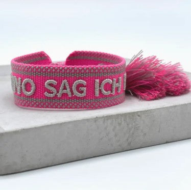 STATEMENT ARMBAND aus Stoff ZU VINO SAG ICH NIE NO Pink/Silbergrau