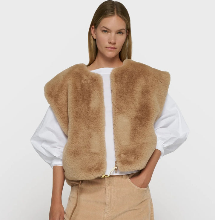 10DAYS Flauschige Weste Fluffy Vest, Farbe Camel