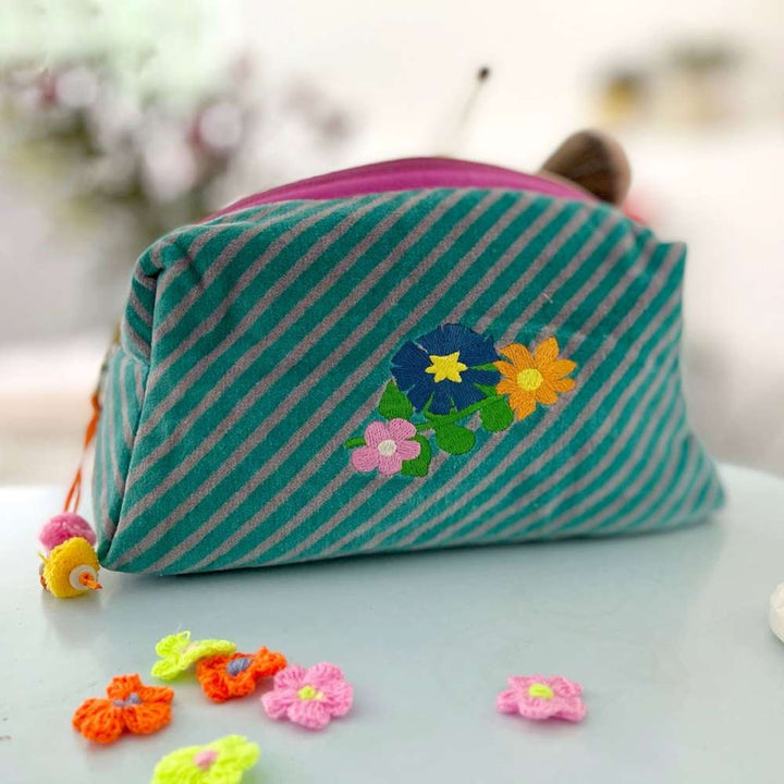 NOI HAMBURG Kosmetiktasche Blumen